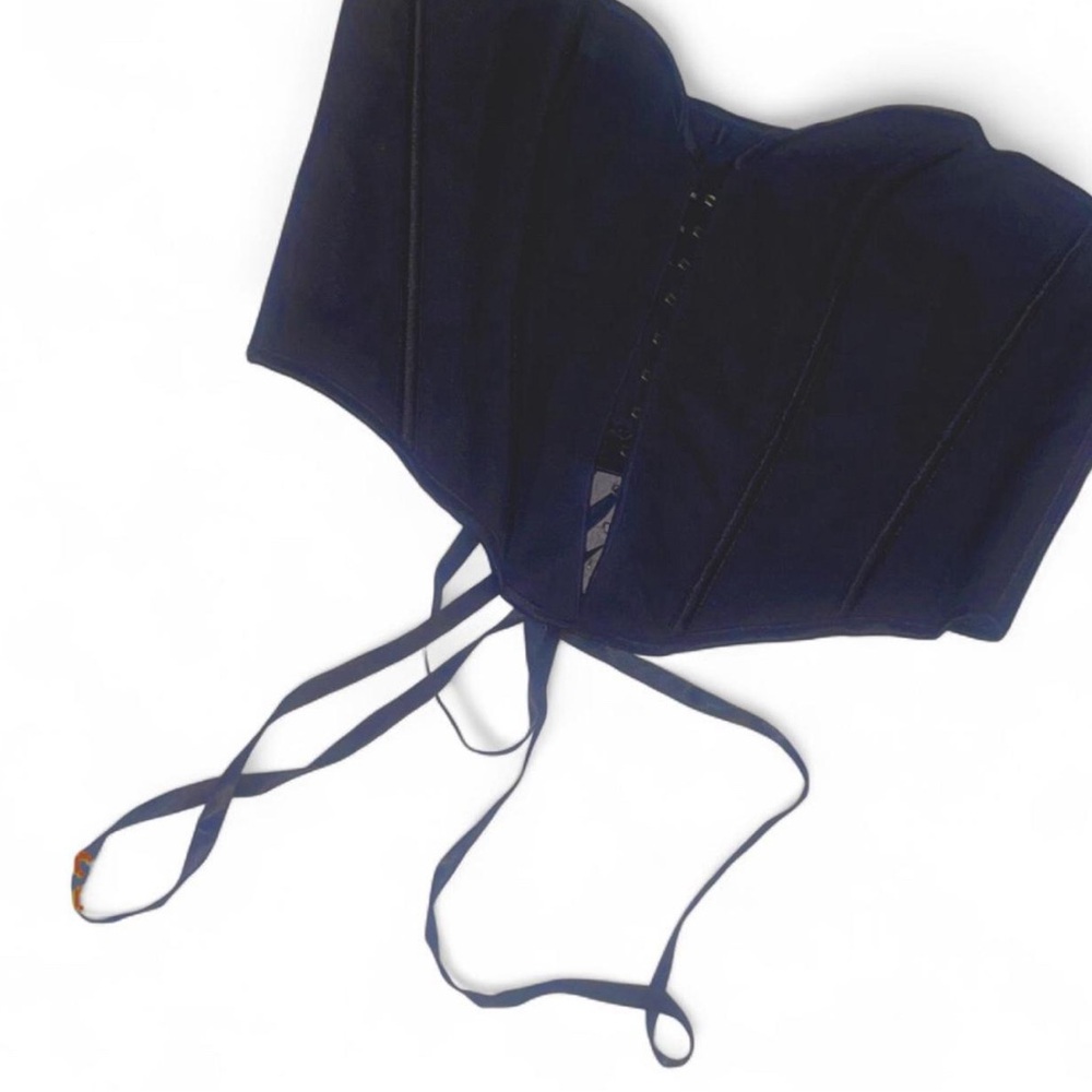 Fashion Nova Black Strapless Bodysuit